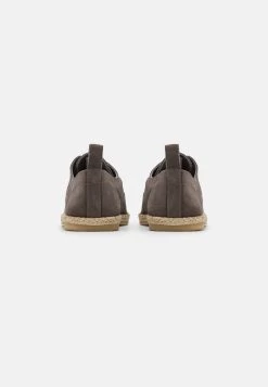 Zign Unisex - Espadrilles - Light Grey 10 Zign Unisex - Espadrilles - Light Grey -Zign 0e53399616d0438a9de3e8e543eca4ce