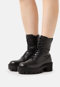 Zign Leather- Enkellaarsjes Met Plateauzool - Black