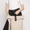 Zign Rugzak -Beige 1 Zign Rugzak -Beige -Zign 5c210160eb904d45a2a5ccf43b88f5b4