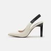 Zign Leather- Klassieke Pumps - Off White -Zign 9b1d5b3e2ce0440d9baf033ff9dd5680