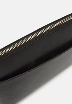 Redezign Leather- Schoudertas - Black 11 Redezign Leather- Schoudertas - Black -Zign f727a38d338b4945815fcc9474271022